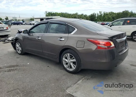 2013 Nissan Altima 2.5 z USA, uszkodzony, nr VIN 1N4AL3AP7DC118775